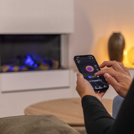 Styr den elektriske peisen med mobilen